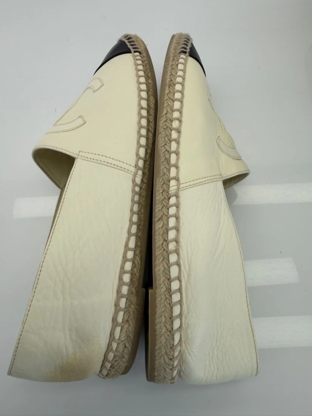 Chanel White/Black Lambskin Leather CC Espadrille Flats 41